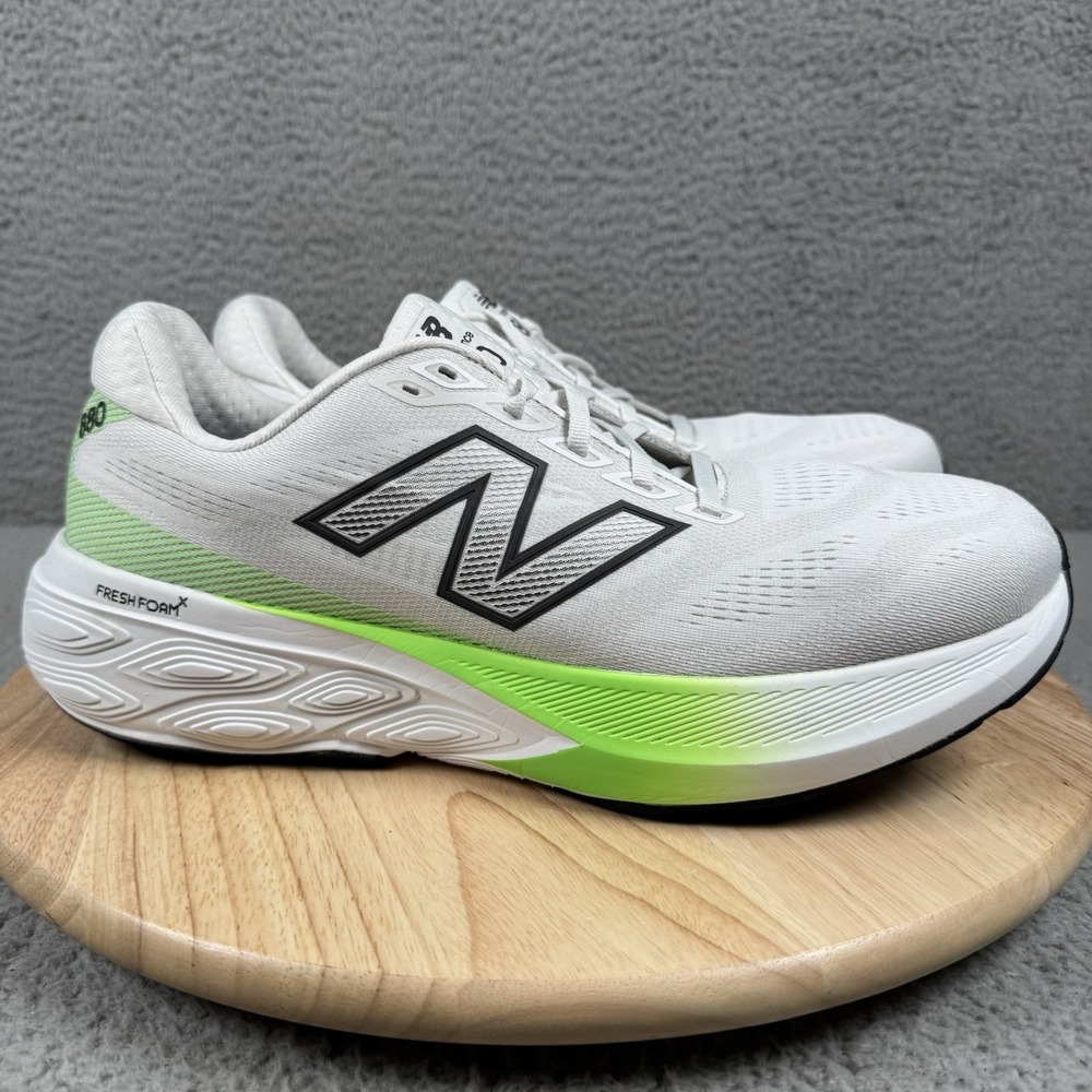 New Balance Fresh Foam X 880v15 Mens 12 D White Green Running Gym Training Shoes